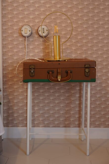 suitetti slowstayinitaly riciclo creativo comodini interior design